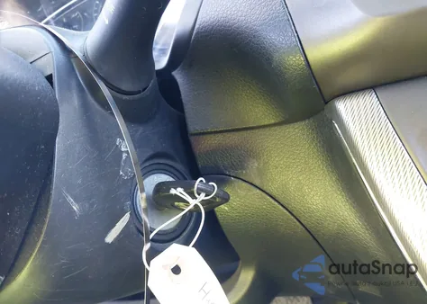 2014 Nissan Sentra Sr z USA, uszkodzony, nr VIN 3N1AB7AP7EY247003